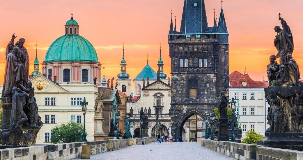 ویزای یکبار ورود جمهوری چک 2023